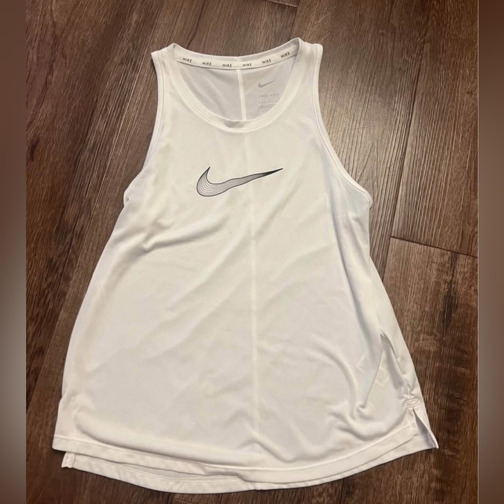 Girls Nike Dri fit Tank Top Large